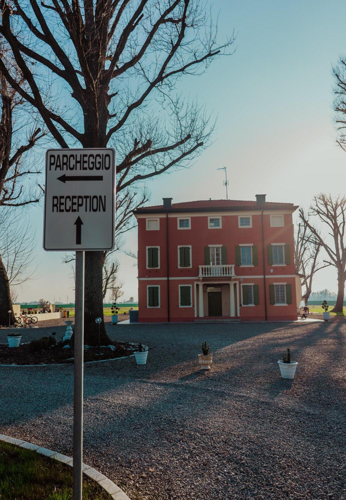 Villa Iris Модена Экстерьер фото